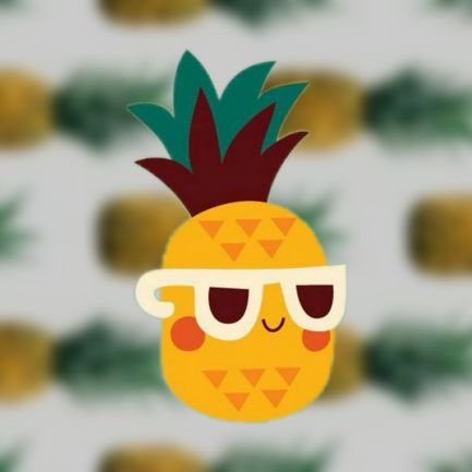 Chilling around 🍍