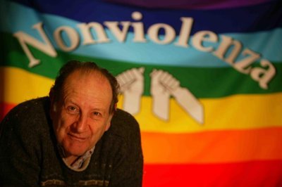 AlbertoLAbate's profile picture. Nonviolento di professione e di insegnamento - Professional and Teacher of Nonviolence