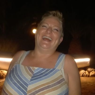 JaynersReagh's profile picture. Contented and proud Mum of 2 fabulous adults