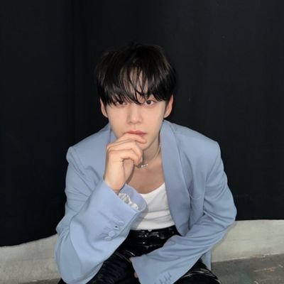 zhanghaostwin Profile Picture