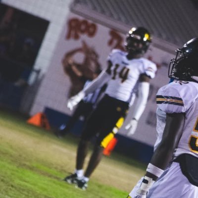 6’1 165 27’ | Ferriday High School | 3.2📚 | 2nd team all district , all- metro defensive team | andrew.foster@cpsbla.us.