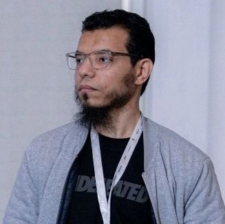 Public Speaker 🎙️,  #Tech Lead @VodafoneGroup, Founder @KotlinEgypt, I talk about #kotlin #kotlinmultiplatform and #compose 😀 https://t.co/O8sQ1M5vR8