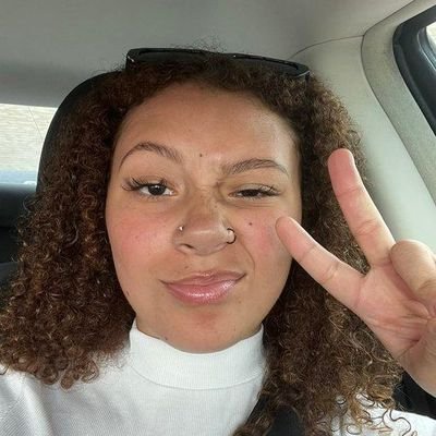 trixielovetrixk Profile Picture