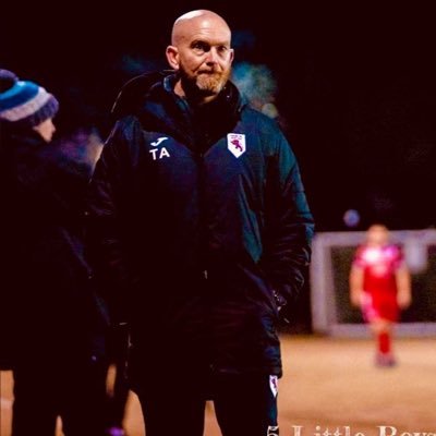 Husband, Father , Helicopter Crewman, U23’s Manager @ Colne FC, Level 2 Football Scout (PFSA) … mental health advocate #BraveFacesUK
