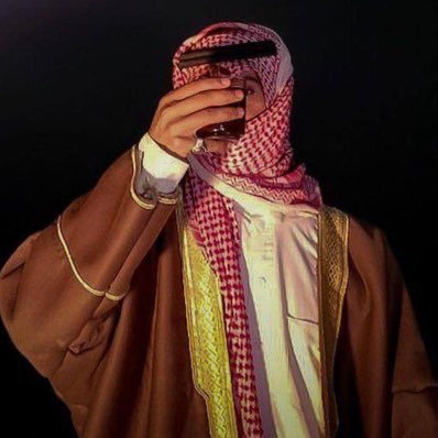 تغريداتي هي مجرد سطور أعجبتني وليسُت جميعها تعبر عن حالتي ، فحّياتي لاتنطرح أمام أنظار الجميع