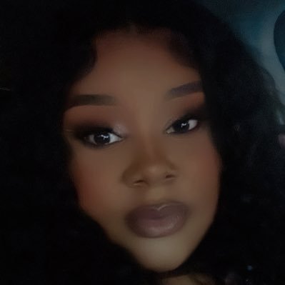 IG: shaniawiyaaa_✨B.S👩🏽‍🔬| MMU Alumnae👩🏽‍🎓💜
