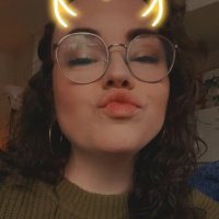 Chloe (@chlosephrenee) 's Twitter Profile