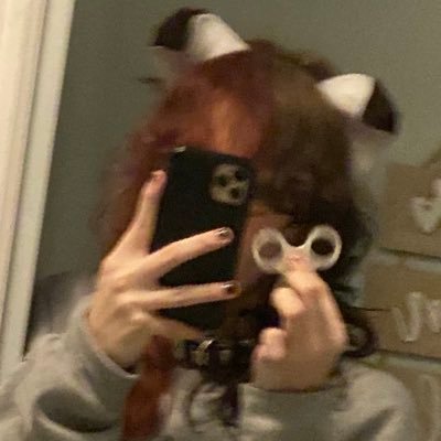 ashleypuppygirl Profile Picture