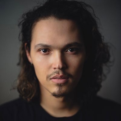 London based actor, born and raised in Switzerland, half brazilian. AADA 2020  And DSL 2022 Graduate. Represented by YOU Management