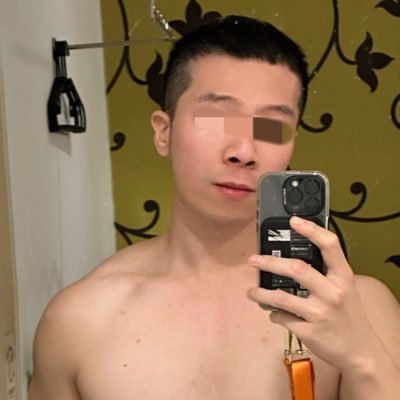 9mcmcmc4's profile picture. 非單可約。我是臉控，是菜才會回。防走失 @9mcmcmc42 新北板橋沒地。170/72/32/ver/15.5/4.5 安全前提什麼都找 單純認識聊天也行 ⚠️本帳號可能含有成人及敏感內容的媒體，未滿十八歲者嚴禁追蹤及閱覽。⚠️ #推特止於推特 #hpv9 #onprep #只約無套 U=U可