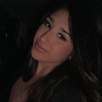 AleahAlonzo's profile picture. bored virgo