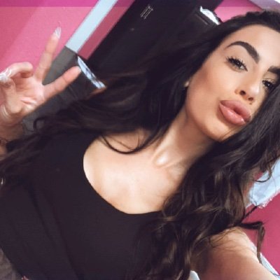 SlayedByKassy's profile picture. Certified Mobile PMA🖌️🎨
INSTA:@SlayedBrowsByKassy
Slaying1Brow@ATime