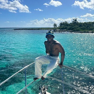 Just because you scored a touchdown that don’t mean you won the game . Investor 💰Create 🧠 Risk to Reward ⚖️ 👨🏽💻Ig: Zeek_ Jiggy Florida boy 🌴 Z3