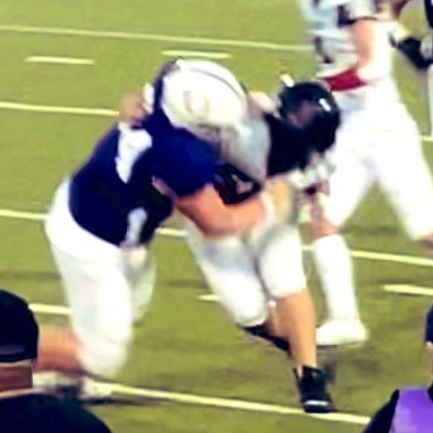 WSHS 🏈 | DT/OG | C/O 2026 | Waukesha, WI | 5’11 234LBS | email: landow0813@gmail.com