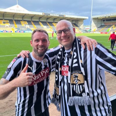 DanielPalmberg's profile picture. Supportar Notts County 🖤🤍 AIK 🖤💛 Vetlanda FF 💚🤍