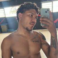 trouxinha (@w_lucaa) 's Twitter Profile