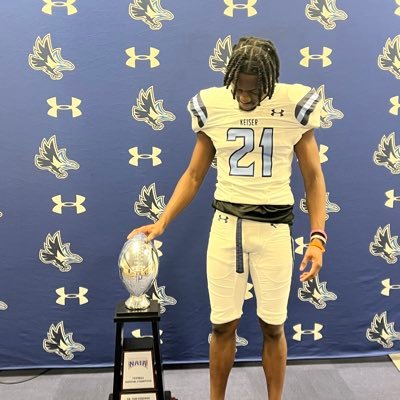 JamesHaynesIII1's profile picture. 🏈•🏃🏾Keiser University CB/WR/KR ‘28| 5’10| 159l Junior Olympic T&F TJ (100m 11.03) (200m 23.2) jameshaynes22456@gmail.com Phone number: (352) 304-4292