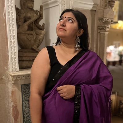 She/Her. I love to write, I live to eat, and I can't survive without movies! screenwriter (and stand-up comic, sometimes). Sarees are 💜