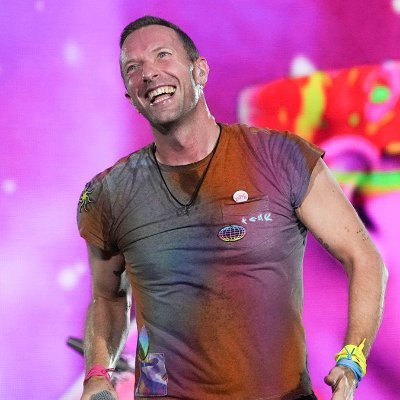 ☆ happy I'm alive at the same time as @Coldplay