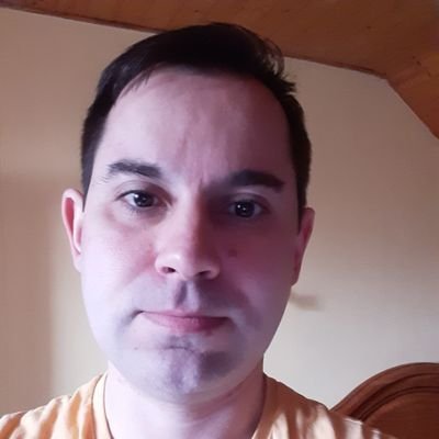 Mickaël 37 ans, fan de jeux vidéo. PS5 XboxSeriesX NintendoSwitchOled. Kiffe aussi Cinéma, Série. Football ⚽️