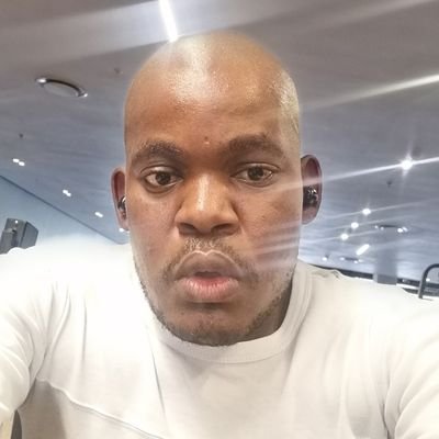 MabasaM7's profile picture. Malwandla|LLB|f⚽⚽tball, cricket🏏, 🏃🏾, 🎾,🥊,actully....Sports|#MANUTD,Madrid, #CR7.|♟️|radio| TSONGA|Politics|AFRICAN|Runner| comradesB2B