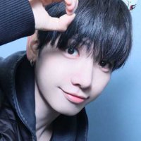 먕(@myungbnd) 's Twitter Profile Photo