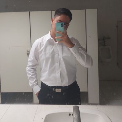 pia_he1's profile picture. 