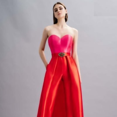 FredasToronto's profile picture. Freda's designs/produces exquiste ladies wear. In addition, we import lines from Europe & the USA. One stop fashion - casual, suits to evening wear, sz 2-20.