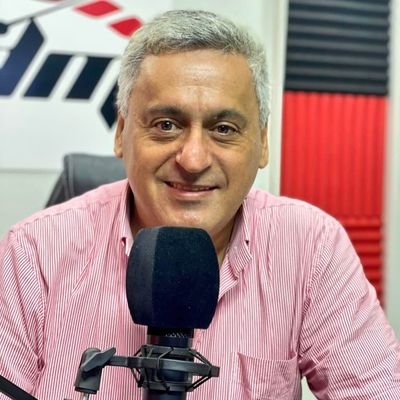 Conductor del programa de radio 