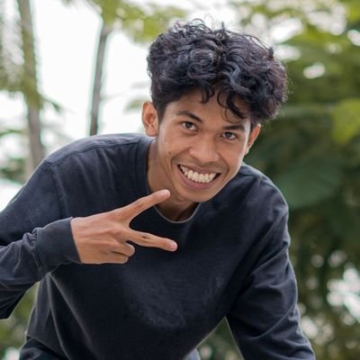 sepedaan Sampe lumpuh
tidak ada hall menarik untuk dilihat kecuali kau ingin menertawakan ku sebentar