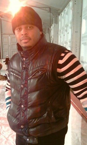 Alb_33's profile picture. I'm young, black, college educated and Chasing da money until one day I want have to race. So follow the adventures of Alb!! wifey @knakole