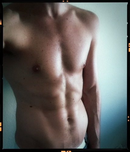 mostly in Melbourne. always keen to hook up with hot hungry bottoms. don’t post much; DMs better ✌🏽