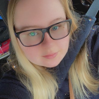 21 Years Old Going On Adventures and Trying to find her path in life! I enjoy Collecting, riding roller coasters, Airbrushing, Photography, and Art
