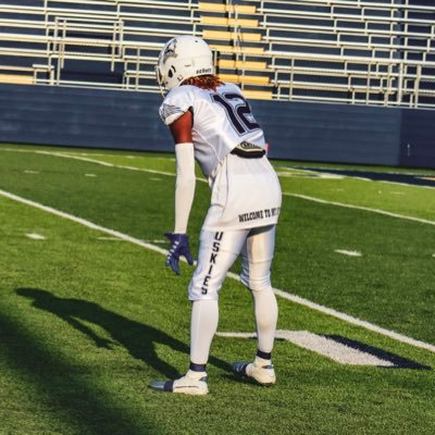 Timothy Jennings 🥇 Howard Huskies 6’0 170lbs DB/ATH C/O 2024 4.4-40 yard dash 36- vertical 4.2- shuttle