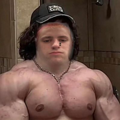 AdrianSikora18's profile picture. AJHS ‘20