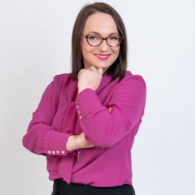 #LewicaRazem Członkini @partiarazem i Zarządu Razem Podbeskidzie. Zawodowo związana z prawem pracy, członkini i działaczka związkowa.