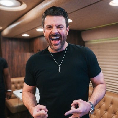 OFFICIAL ACCOUNT OF CHRIS YOUNG