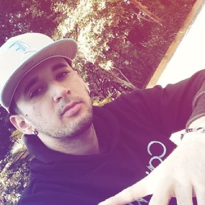 riveraS_00's profile picture. La adrenalina y el miedo te hacen perder la noción del tiempo.