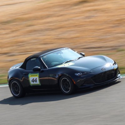 GRS2k's profile picture. 熊本県民 s2000→#ロードスター スポーツカー大好き サーキットで頑張りたい。でも見た目も大事。