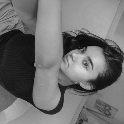 MaleeJaramillo_'s profile picture. mucha data personal por acá, mil disculpas 🤭