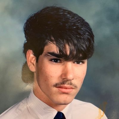 Saskieschmuck's profile picture. Backup for @putzisbackbaby