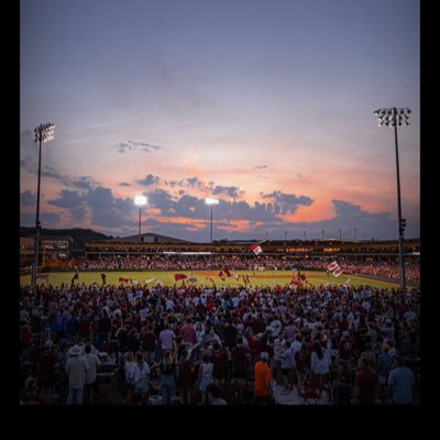 Here for news and sports. #woopig #NATS #ARKANSAS