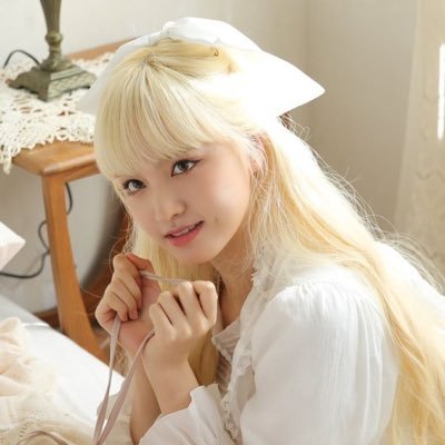 lalifariaz's profile picture. ive :)