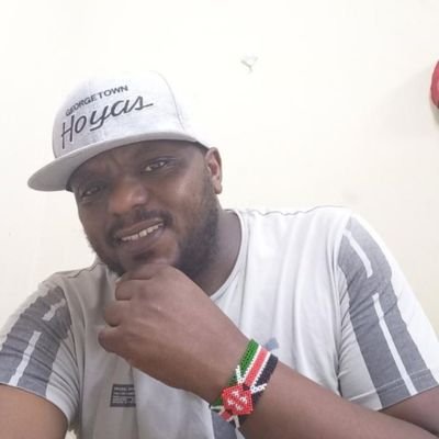 TetuKwetu's profile picture. Am a wanderer.