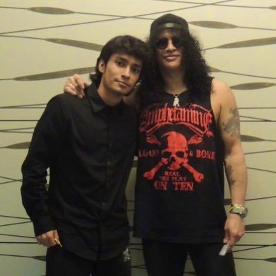 Acct from Córdoba, México🇲🇽 dedicated to my idol like person & guitarist | Created in March 26, 2019 | Follow by @Slash & @todddammitkerns | #SMKC❤️