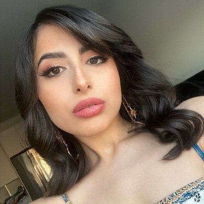 Laraib_14's profile picture. Just your typical mermaid