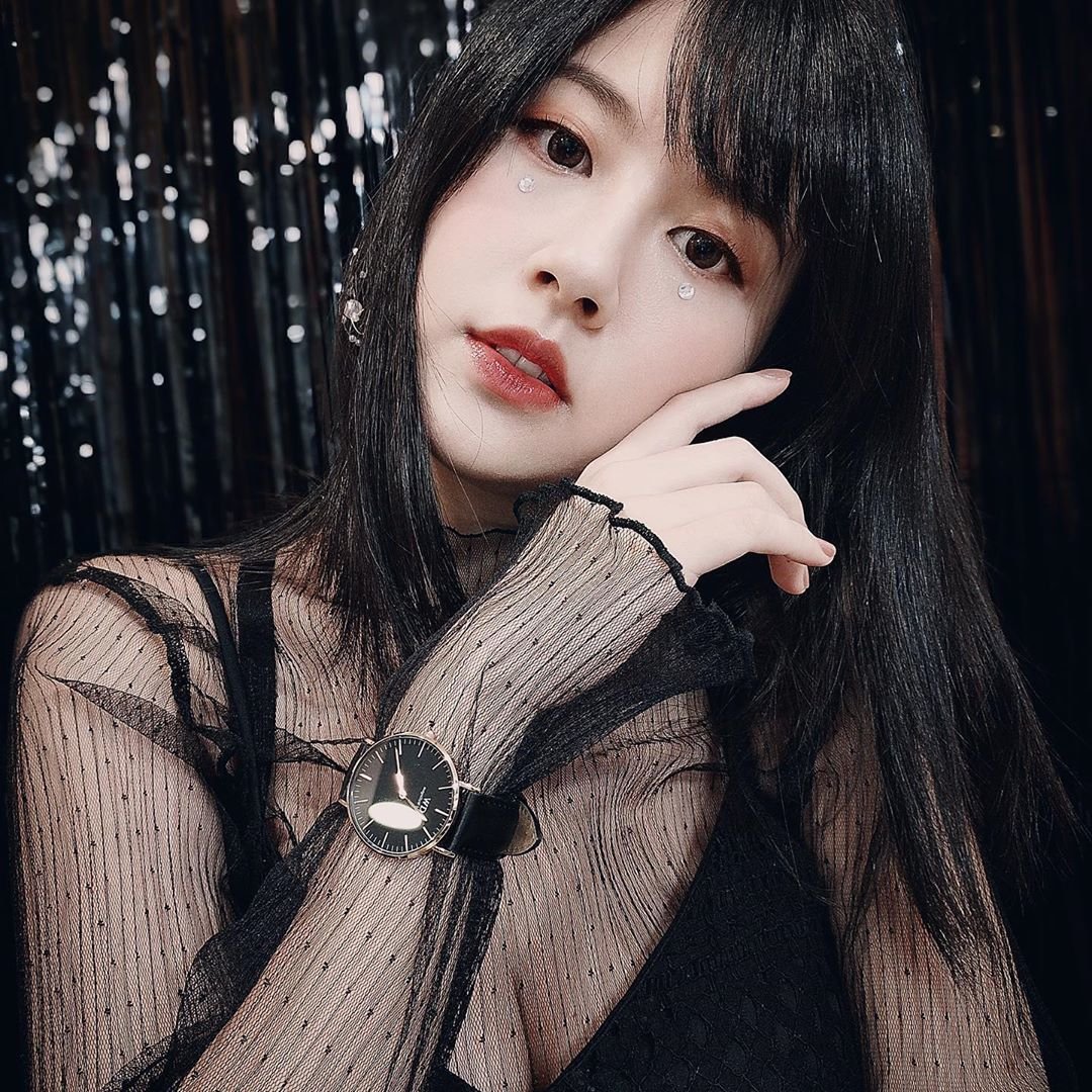 zfM6s6K0U736859's profile picture. 이제 정신적 여유가 더 많아져서 새로운 열정을 찾고 있습니다.