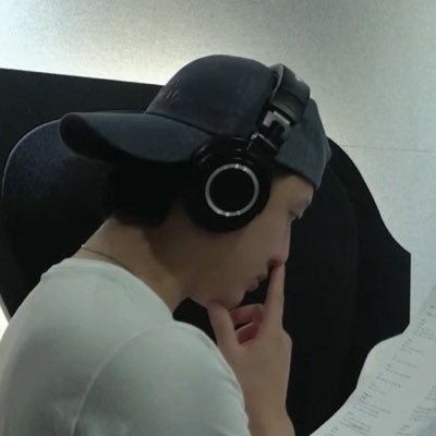 doodlepoodlebin's profile picture. only for jutdwae | i come here only once every 6 months