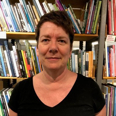 Working at the National Library of Sweden, KB. Projects and service development. Loves cats, gardening and travel. Views entirely my own.