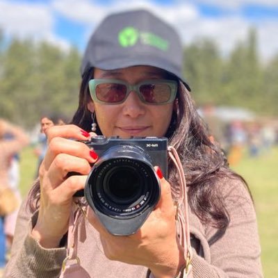 Comunicadora DDHH Gobierno de Canelones. Premio nacional de prensa escrita 2023. Viví 15 años en Europa, allí me formé, ahora vivo en una eco aldea, en Uruguay
